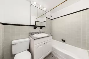 139 E 33rd St, New York, NY 10016 - Photo 4