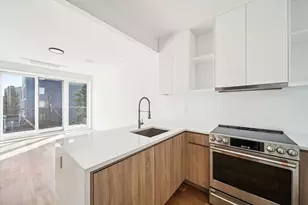 12 Broome St, New York City, NY 11222 - Photo 2