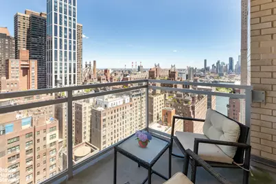 400 E 56th Street #27H, New York City, NY 10022 - Photo 12