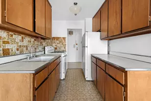 2652 Cropsey Ave, New York City, NY 11214 - Photo 4