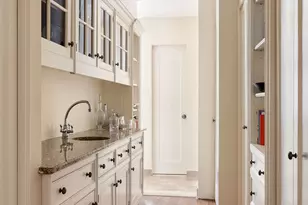 129 E 69th St, New York City, NY 10021 - Photo 6