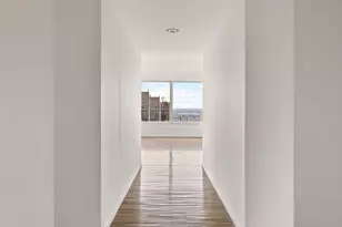 150 W 56th St, New York City, NY 10019 - Photo 14