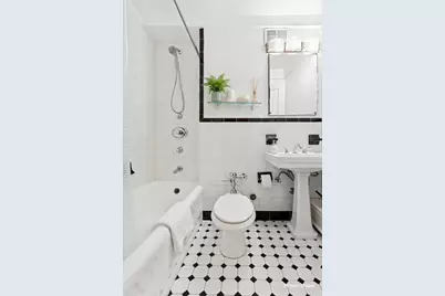 400 E 52nd Street #4B, New York City, NY 10022 - Photo 12