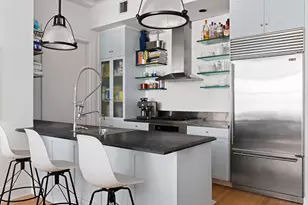 30 Main St, New York City, NY 11201 - Photo 4