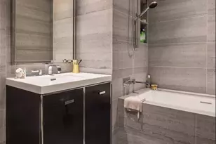 252 South St, New York City, NY 10002 - Photo 8