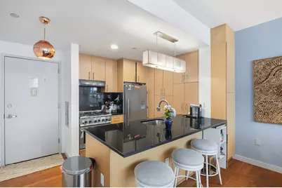 5-49 Borden Avenue #J-6, New York City, NY 11101 - Photo 2