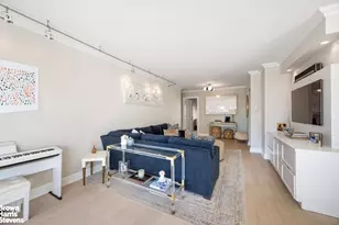 370 E 76th St, New York City, NY 10021 - Photo 2