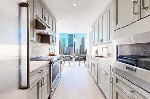 641 5th Ave, New York City, NY 10022 - Photo 4