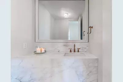 641 Fifth Avenue #29D, New York, NY 10022 - Photo 16