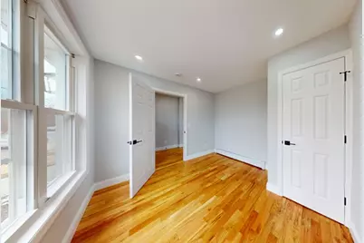 136-11 Brookville Boulevard, New York City, NY 11422 - Photo 12