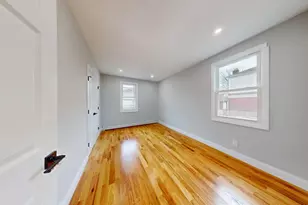 136-11 Brookville Blvd, New York City, NY 11422 - Photo 14