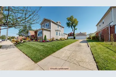 136-11 Brookville Boulevard, New York City, NY 11422 - Photo 2