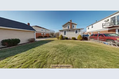 136-11 Brookville Boulevard, New York City, NY 11422 - Photo 28