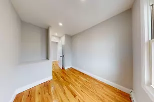 136-11 Brookville Blvd, New York City, NY 11422 - Photo 20