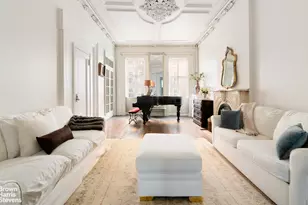 258 W 12th St, New York City, NY 10014 - Photo 2