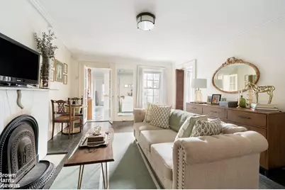 258 W 12th Street, New York City, NY 10014 - Photo 4