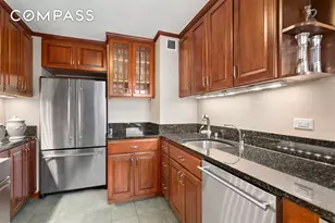25 E 83rd St, New York, NY 10028 - Photo 8