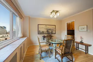 30 W 60th St, New York City, NY 10023 - Photo 4