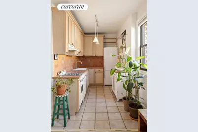 315 E 77th Street #6C, New York City, NY 10075 - Photo 2
