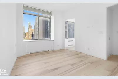 236 E 47th Street #16C, New York City, NY 10017 - Photo 6