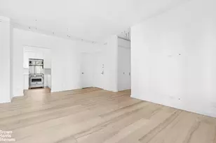 236 E 47th St, New York City, NY 10017 - Photo 6