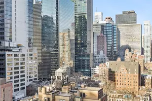 236 E 47th St, New York City, NY 10017 - Photo 10