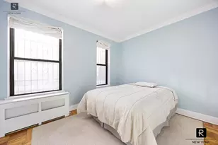 151 W 80th St, New York City, NY 10024 - Photo 4