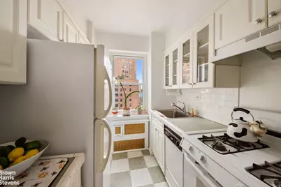 11 Riverside Drive #10BE, New York, NY 10023 - Photo 4