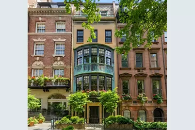 116 E 70th Street, New York City, NY 10021 - Photo 1