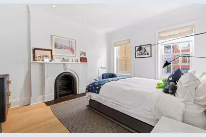 116 E 70th Street, New York City, NY 10021 - Photo 18