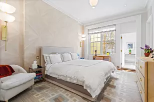 116 E 70th St, New York City, NY 10021 - Photo 16