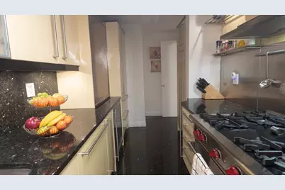 225 E 57th Street #5G, New York, NY 10022 - Photo 26