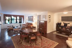 225 E 57th St, New York City, NY 10022 - Photo 2