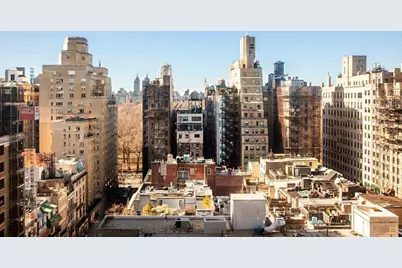 35 E 76th Street #1604, New York City, NY 10021 - Photo 8