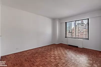 200 E 61st Street #17A, New York City, NY 10065 - Photo 4