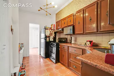 352 New York Avenue, New York City, NY 11213 - Photo 12