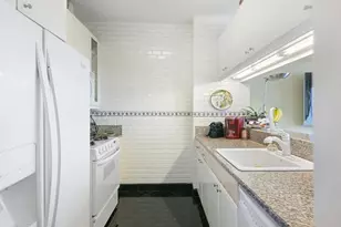 200 Riverside Blvd, New York City, NY 10069 - Photo 4