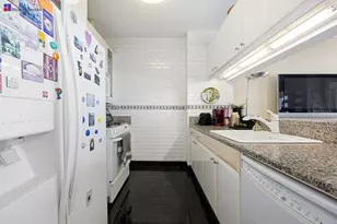 200 Riverside Blvd, New York City, NY 10069 - Photo 4