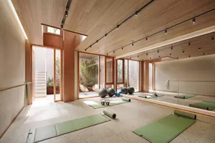 349 W 51st St, New York City, NY 10019 - Photo 14