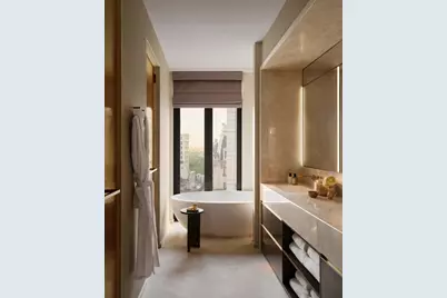 685 5th Avenue #19A, New York City, NY 10022 - Photo 4