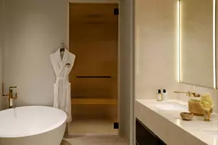 685 5th Ave, New York City, NY 10022 - Photo 4