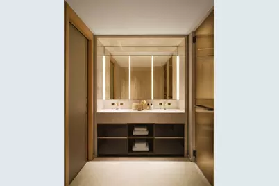 685 5th Avenue #8F, New York City, NY 10022 - Photo 4