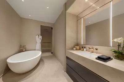 685 5th Avenue #8F, New York, NY 10022 - Photo 6