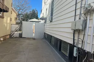 1800 E 52nd St, Brooklyn, NY 11234 - Photo 16