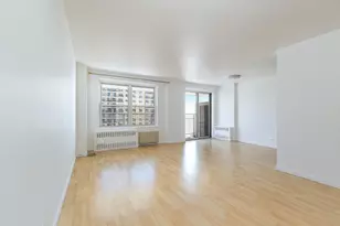 601 Surf Ave, New York City, NY 11224 - Photo 1