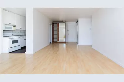 601 Surf Avenue #18N, New York City, NY 11224 - Photo 4