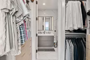 22-43 Jackson Ave, New York City, NY 11101 - Photo 16