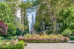 32 Gramercy Pk S, New York City, NY 10003 - Photo 12