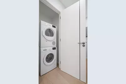 11-52 44th Drive #7-A, New York City, NY 11101 - Photo 6