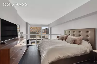 2373 Broadway #922, New York City, NY 10024 - Photo 6
